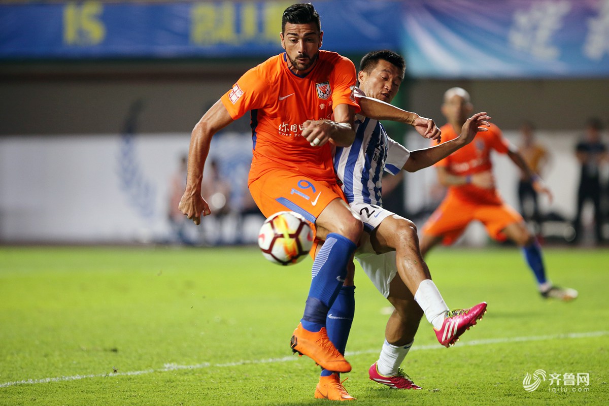 广州富力逆袭，擒下劲旅山东鲁能