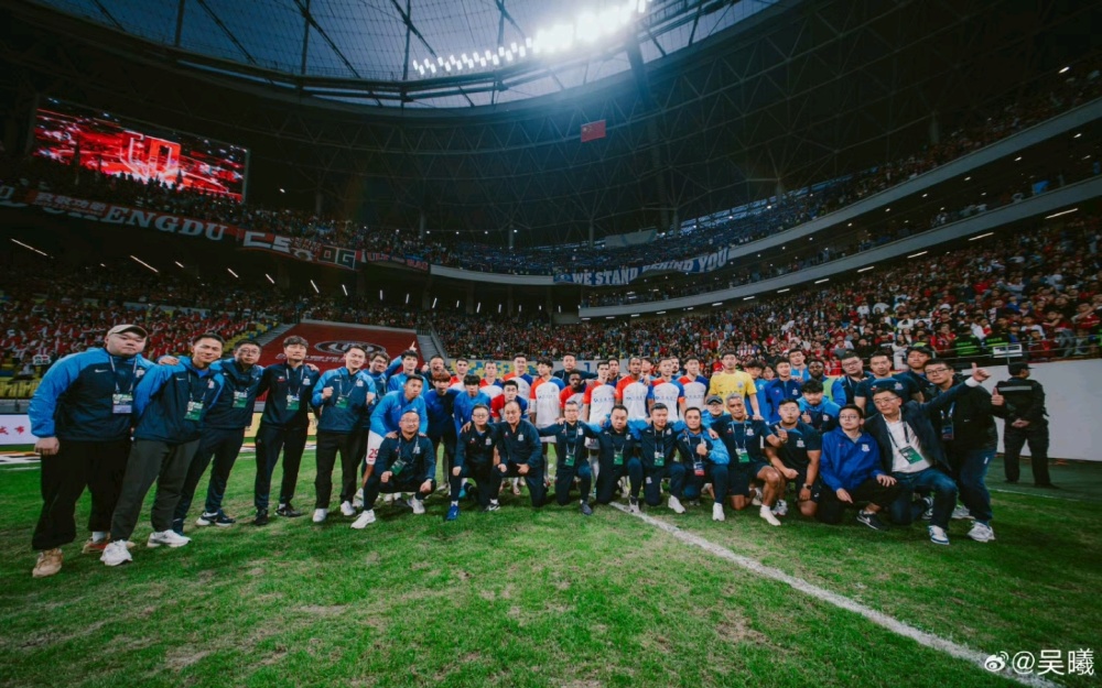 爱游戏在线-亚洲球队奋发向前，球员团结拼搏争夺胜利天下的简单介绍