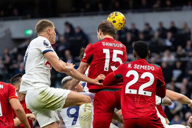 柏林联盟主场胜多特蒙德,逆袭成功 柏林联盟主场胜多特蒙德,逆袭成功