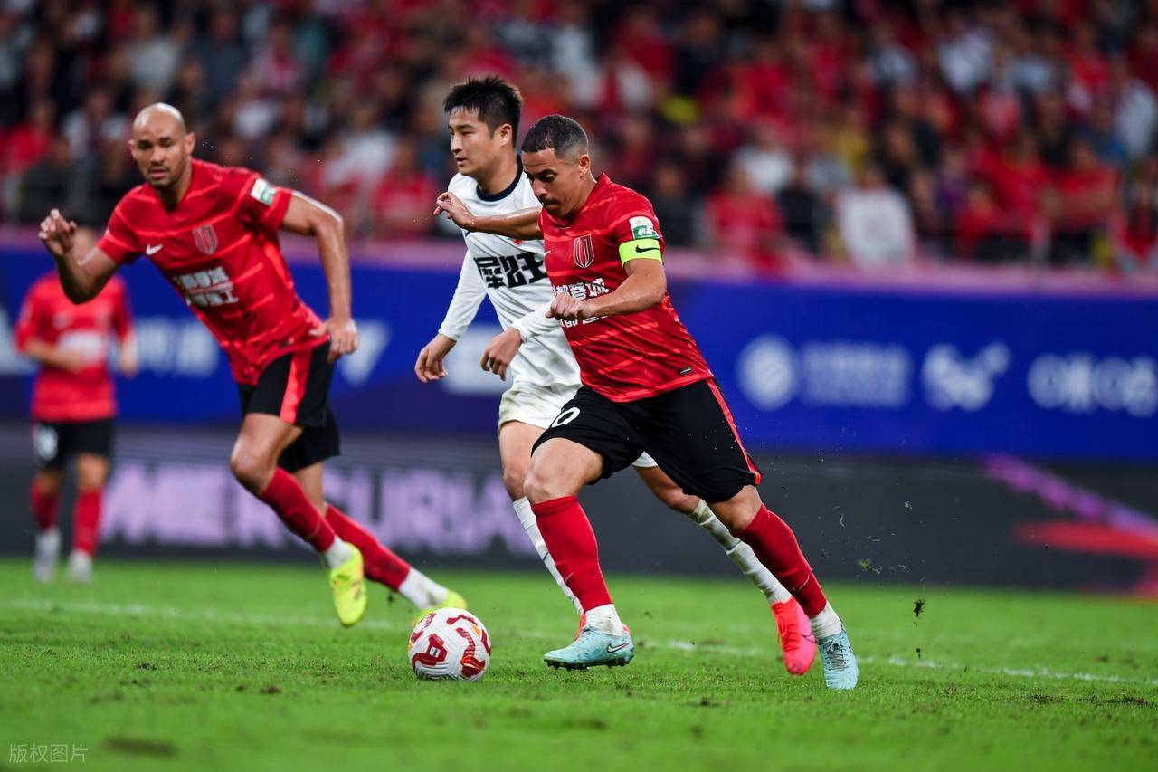 爱游戏亚洲官网-包含上海申花主场力克湖南湘涛，保持榜首的词条